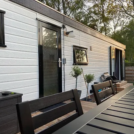 Vakantiehuis Prachtig Vakantiehuisje In *