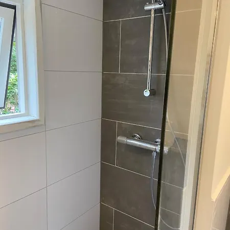 Prachtig Vakantiehuisje In Vakantiehuis